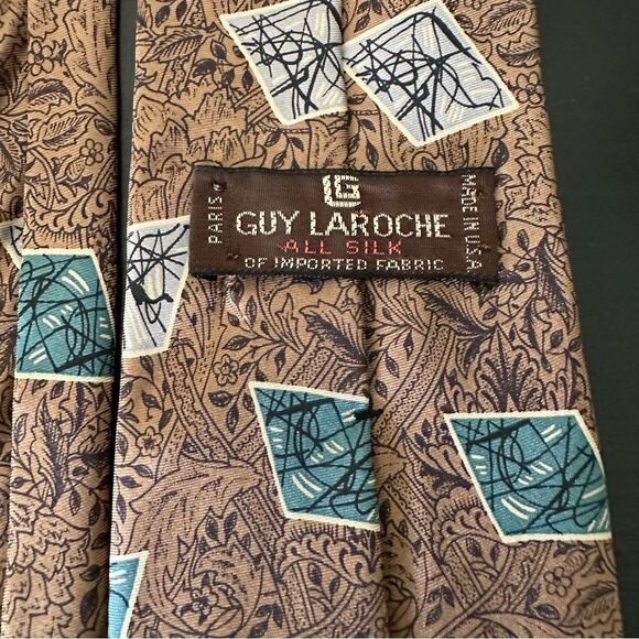 Guy Laroche Silk Tie - Picture 4 of 4